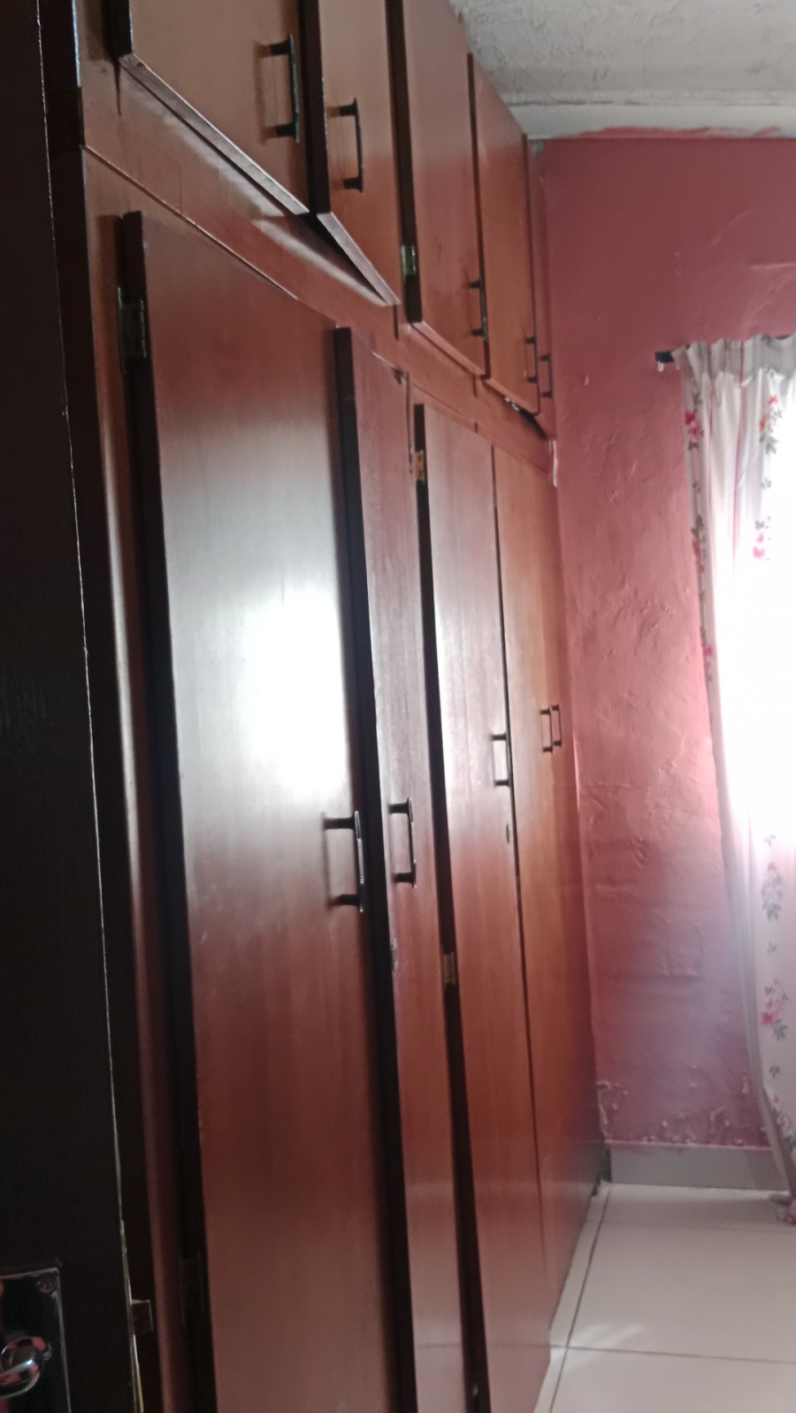5 Bedroom Property for Sale in Chiawelo Gauteng