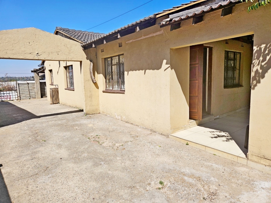 4 Bedroom Property for Sale in Norkem Park Gauteng