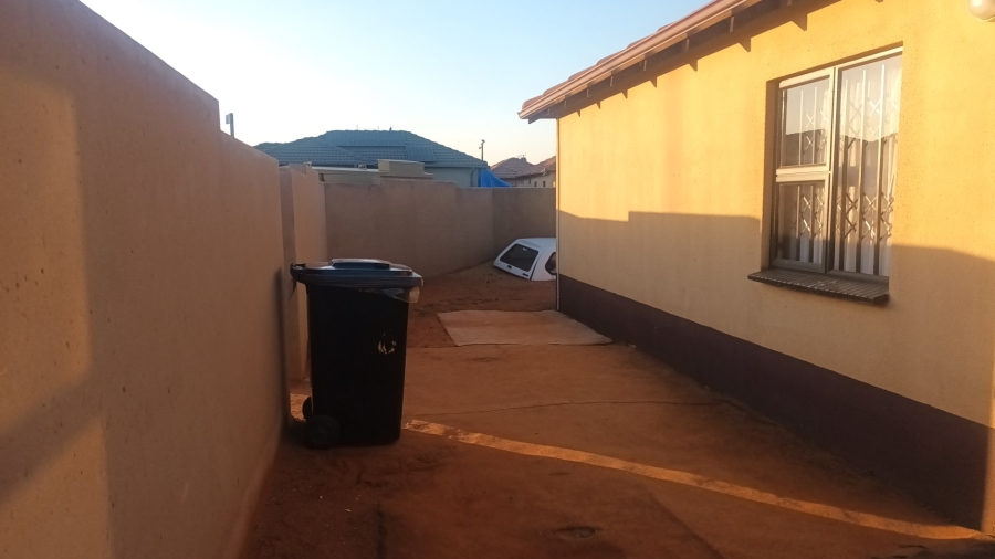 3 Bedroom Property for Sale in Windmill Park Gauteng