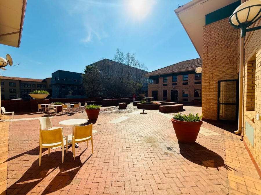 To Let Commercial Property for Rent in Sunninghill Gauteng
