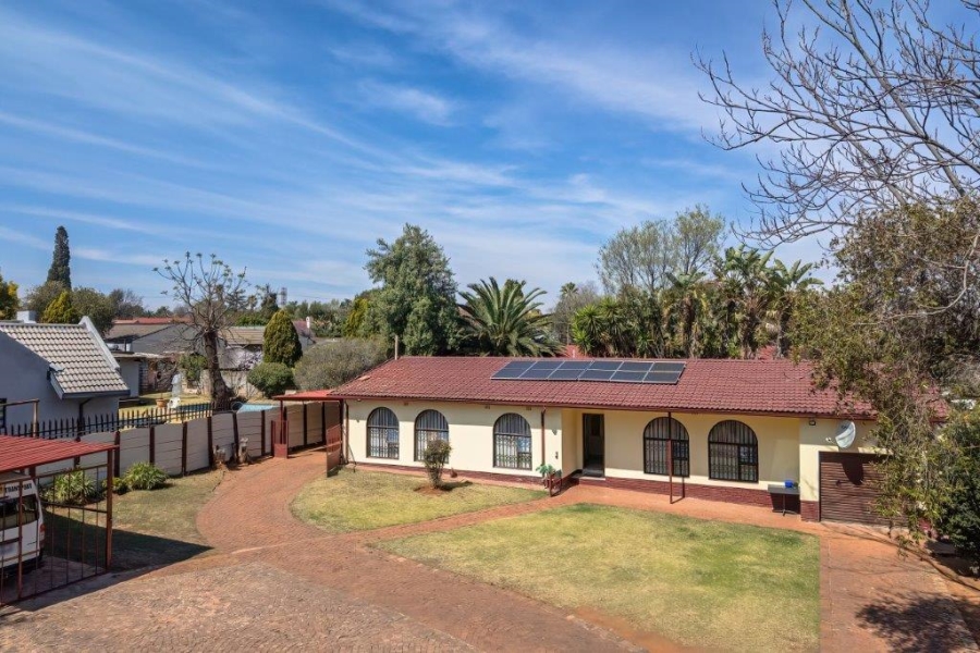 4 Bedroom Property for Sale in Birch Acres Gauteng
