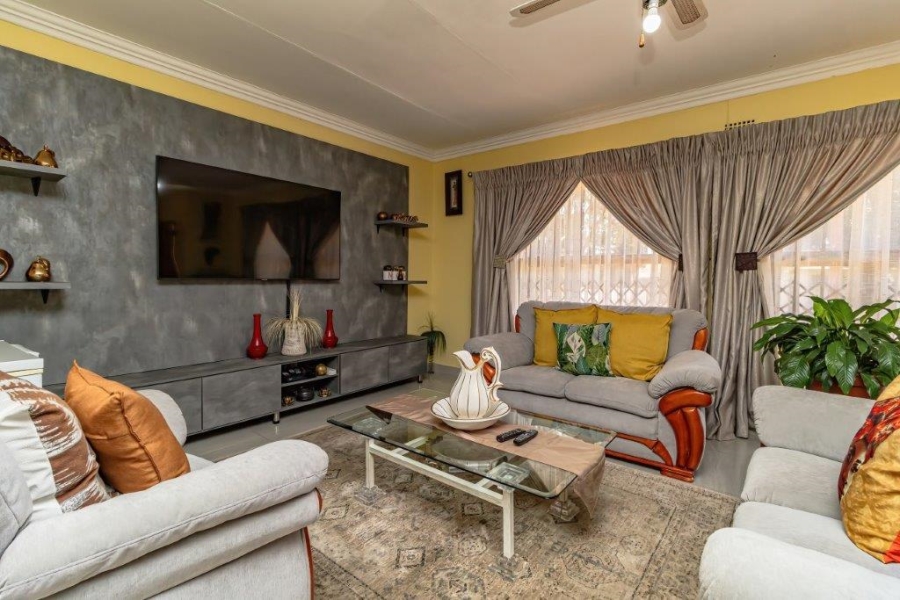 4 Bedroom Property for Sale in Birch Acres Gauteng