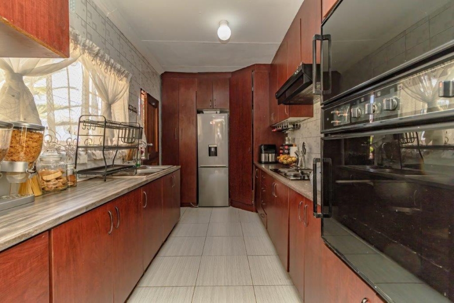4 Bedroom Property for Sale in Birch Acres Gauteng