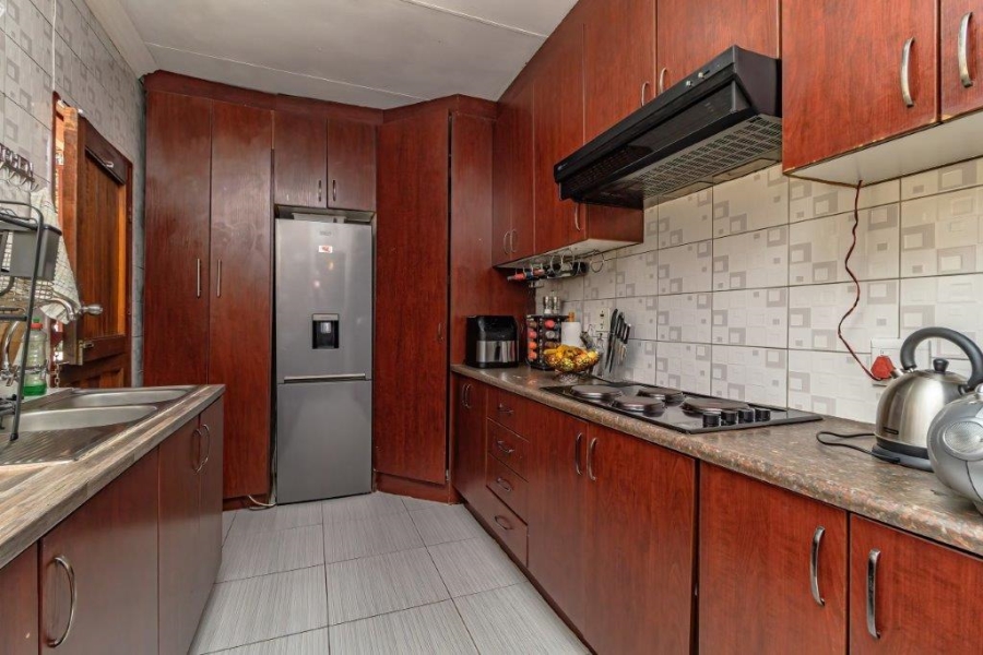 4 Bedroom Property for Sale in Birch Acres Gauteng