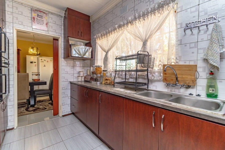 4 Bedroom Property for Sale in Birch Acres Gauteng