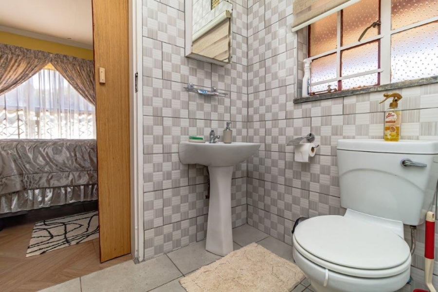 4 Bedroom Property for Sale in Birch Acres Gauteng