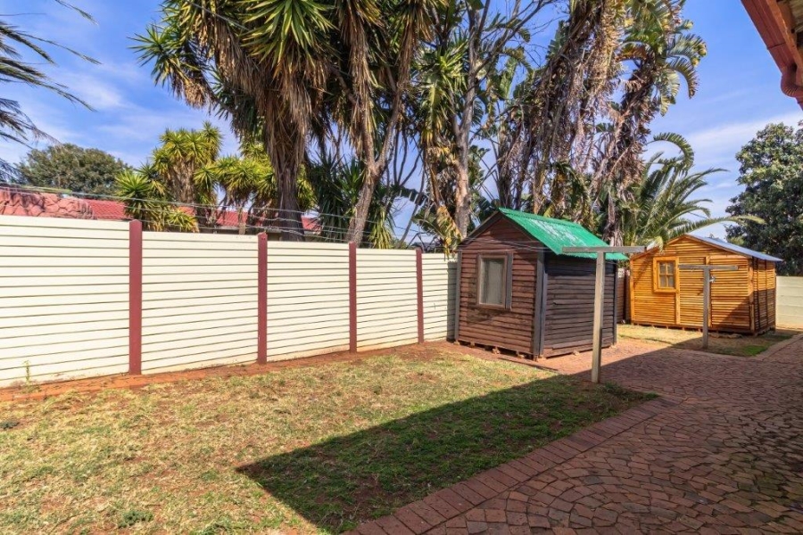 4 Bedroom Property for Sale in Birch Acres Gauteng