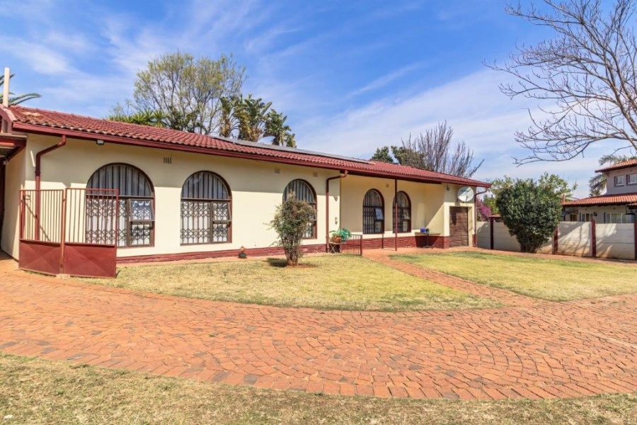 4 Bedroom Property for Sale in Birch Acres Gauteng