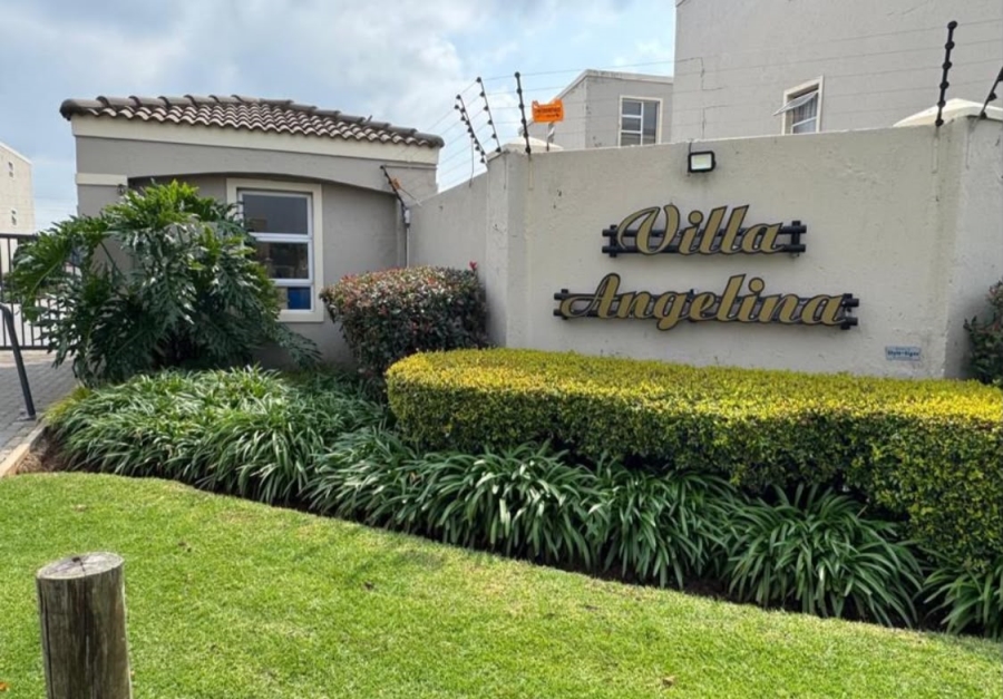 2 Bedroom Property for Sale in Jansenpark Gauteng