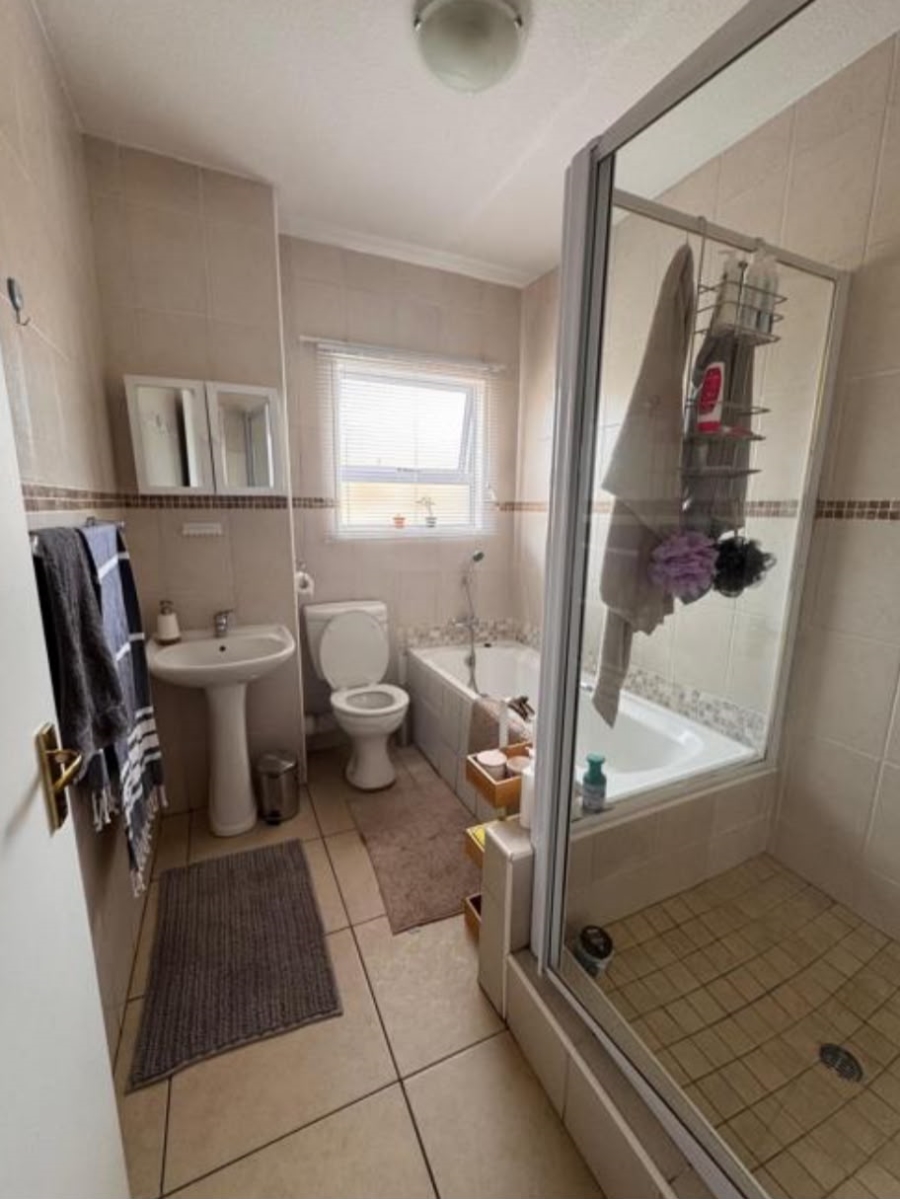 2 Bedroom Property for Sale in Jansenpark Gauteng