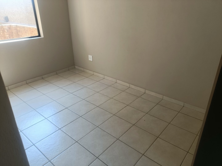2 Bedroom Property for Sale in Rynfield A H Gauteng