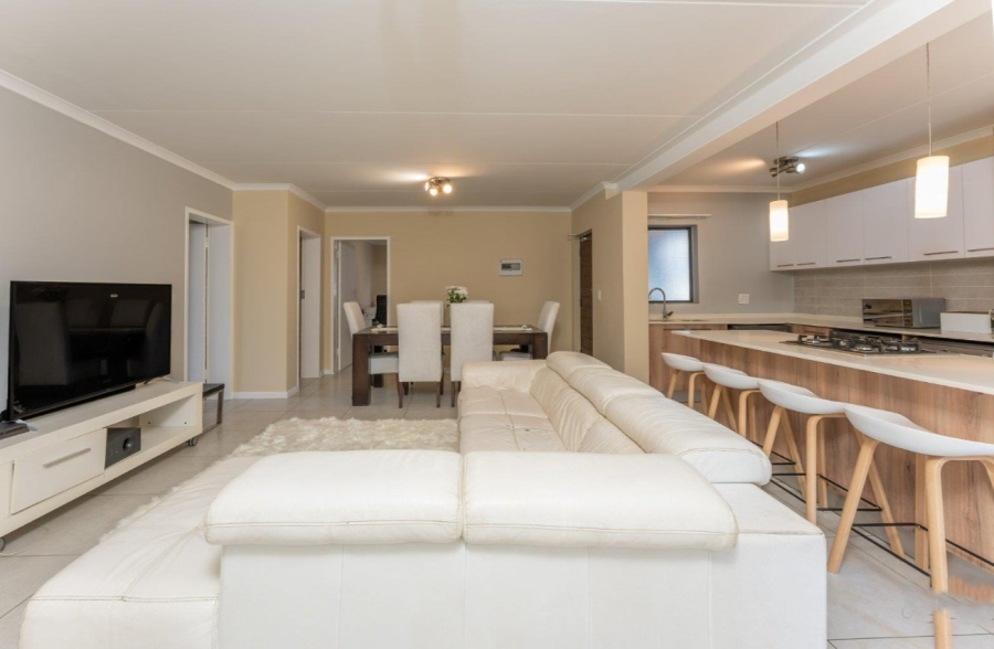 3 Bedroom Property for Sale in Modderfontein Gauteng