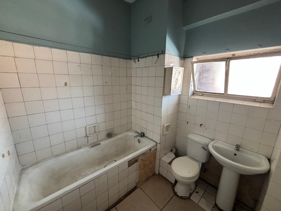 2 Bedroom Property for Sale in Pretoria Central Gauteng