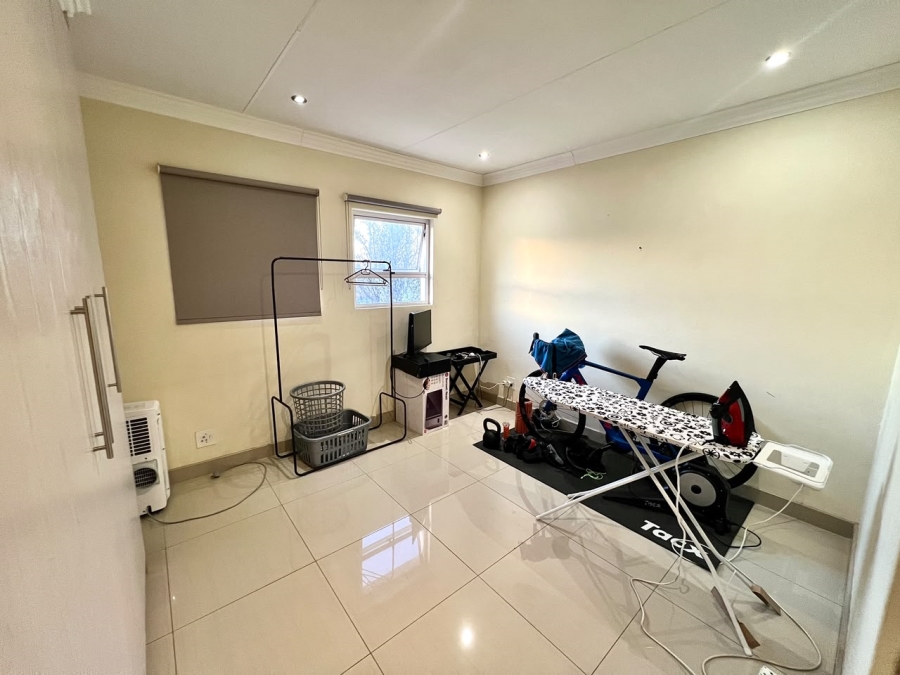 2 Bedroom Property for Sale in Illovo Gauteng