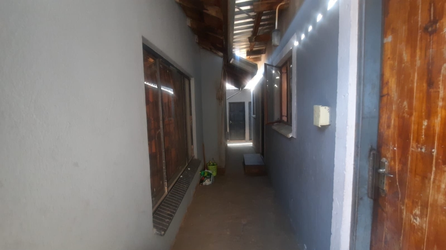 9 Bedroom Property for Sale in Isithame Gauteng
