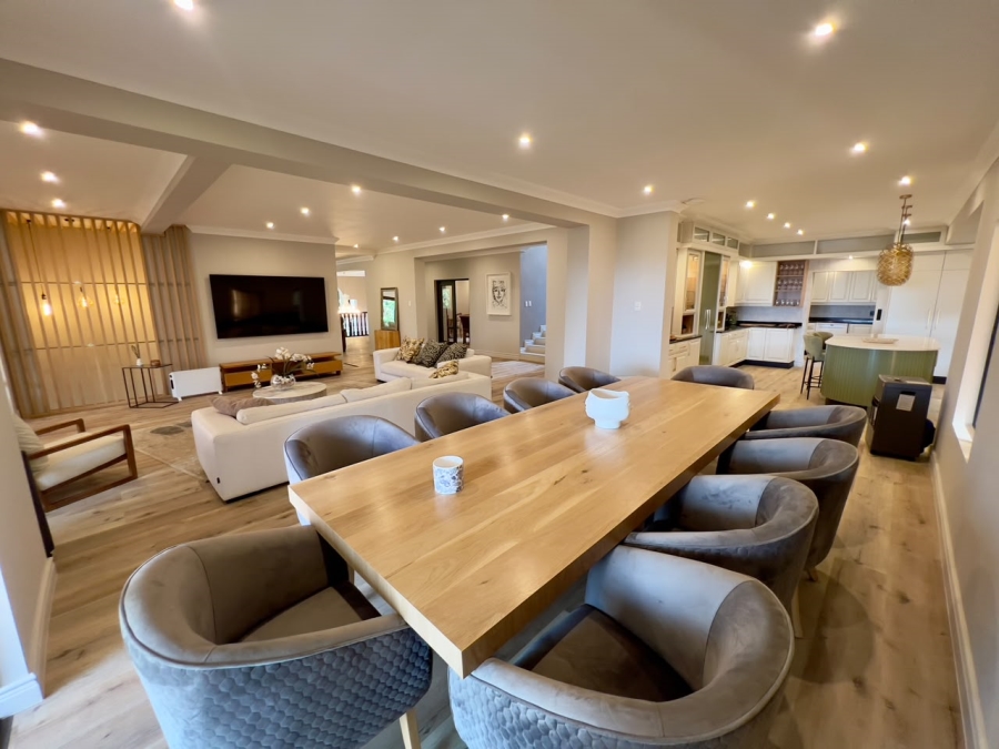 5 Bedroom Property for Sale in Waterkloof Gauteng