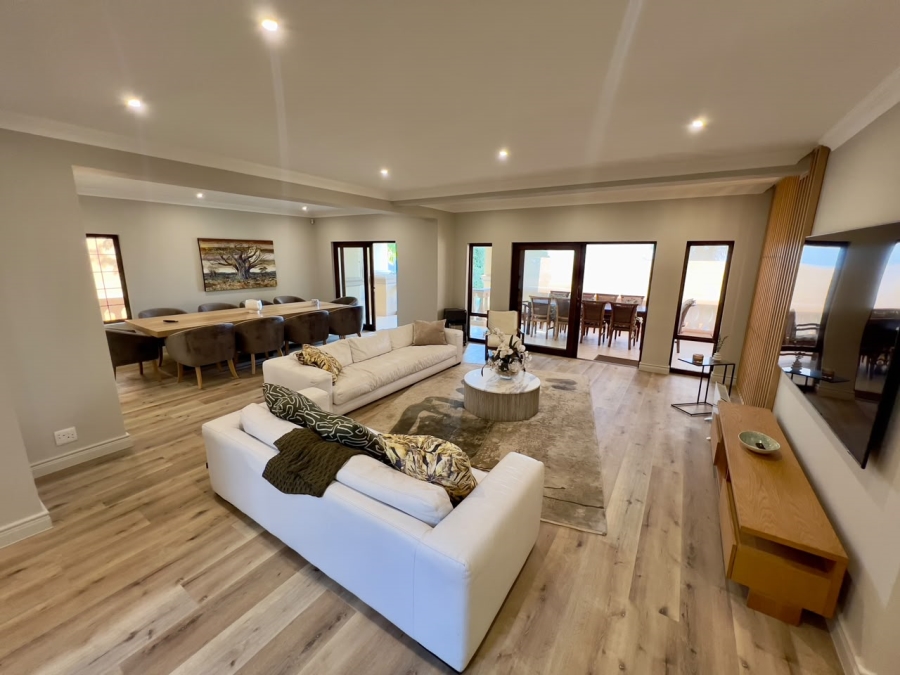 5 Bedroom Property for Sale in Waterkloof Gauteng