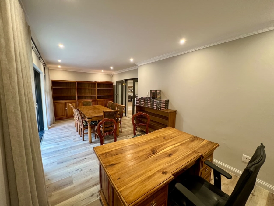 5 Bedroom Property for Sale in Waterkloof Gauteng