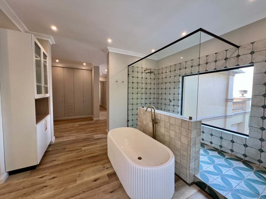 5 Bedroom Property for Sale in Waterkloof Gauteng