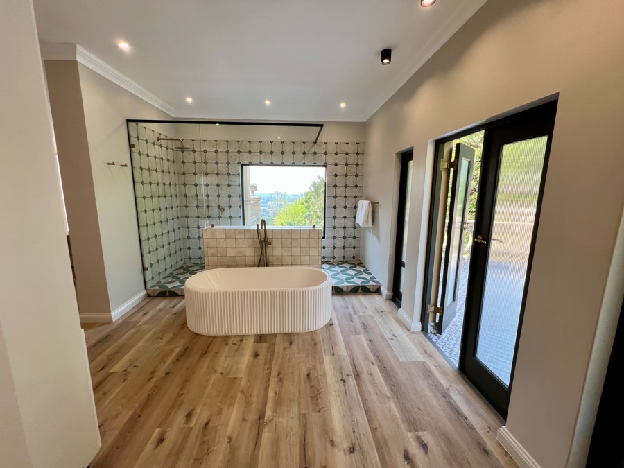 5 Bedroom Property for Sale in Waterkloof Gauteng