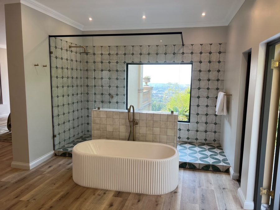 5 Bedroom Property for Sale in Waterkloof Gauteng