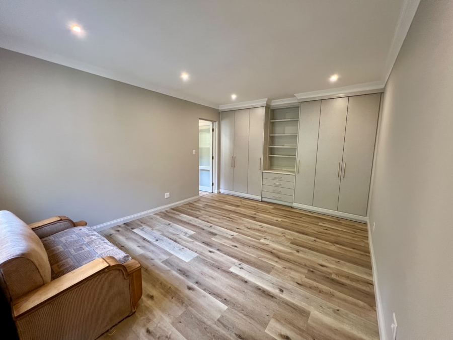 5 Bedroom Property for Sale in Waterkloof Gauteng