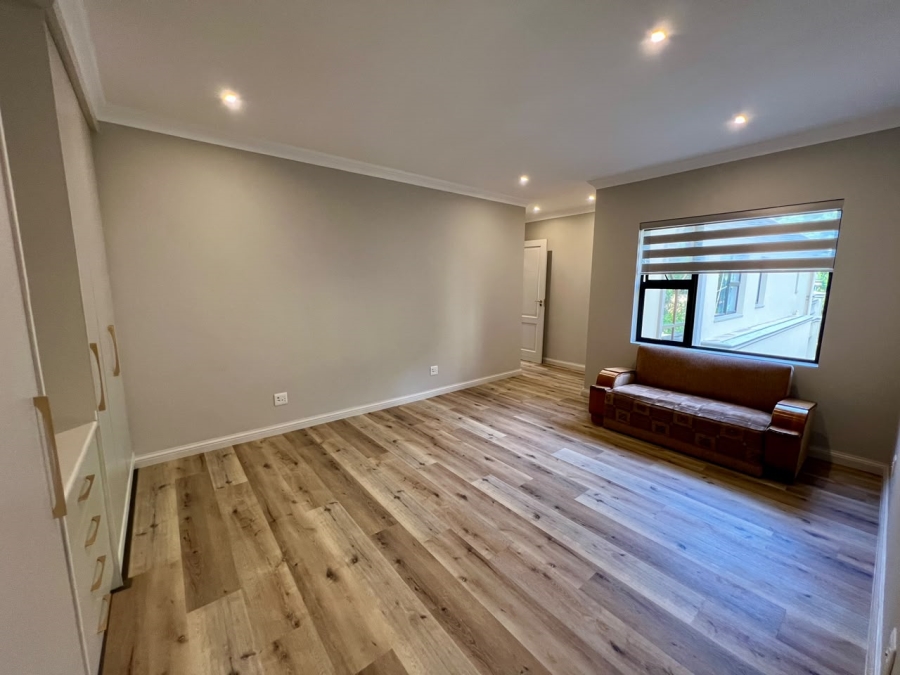 5 Bedroom Property for Sale in Waterkloof Gauteng