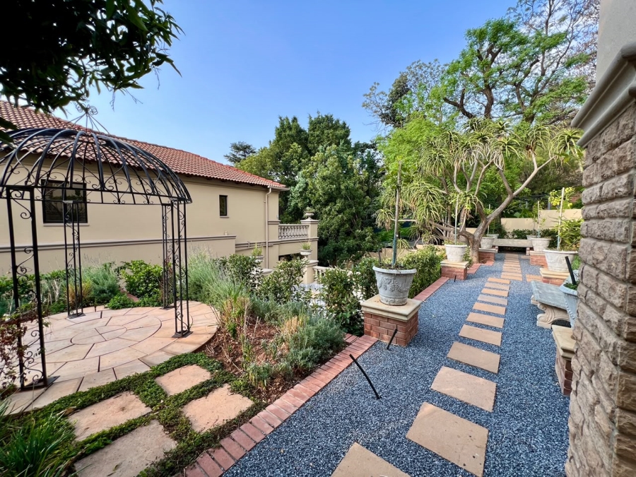 5 Bedroom Property for Sale in Waterkloof Gauteng