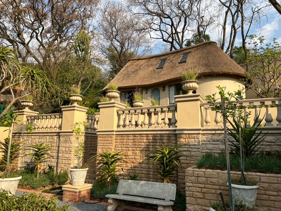 5 Bedroom Property for Sale in Waterkloof Gauteng