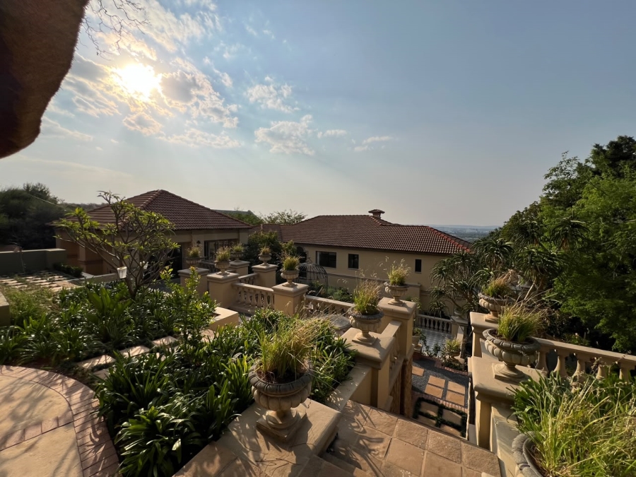 5 Bedroom Property for Sale in Waterkloof Gauteng