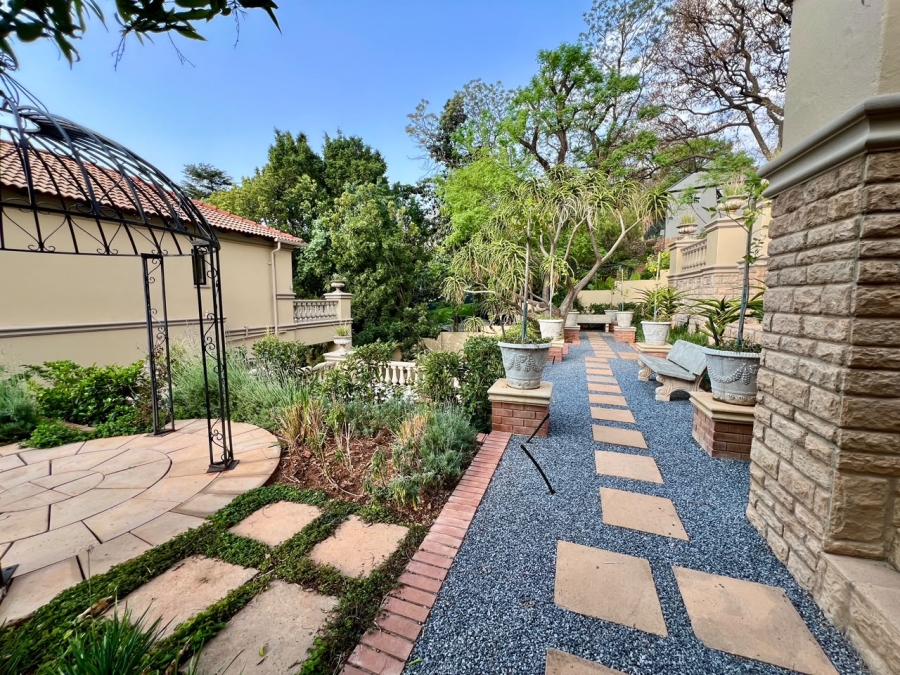 5 Bedroom Property for Sale in Waterkloof Gauteng