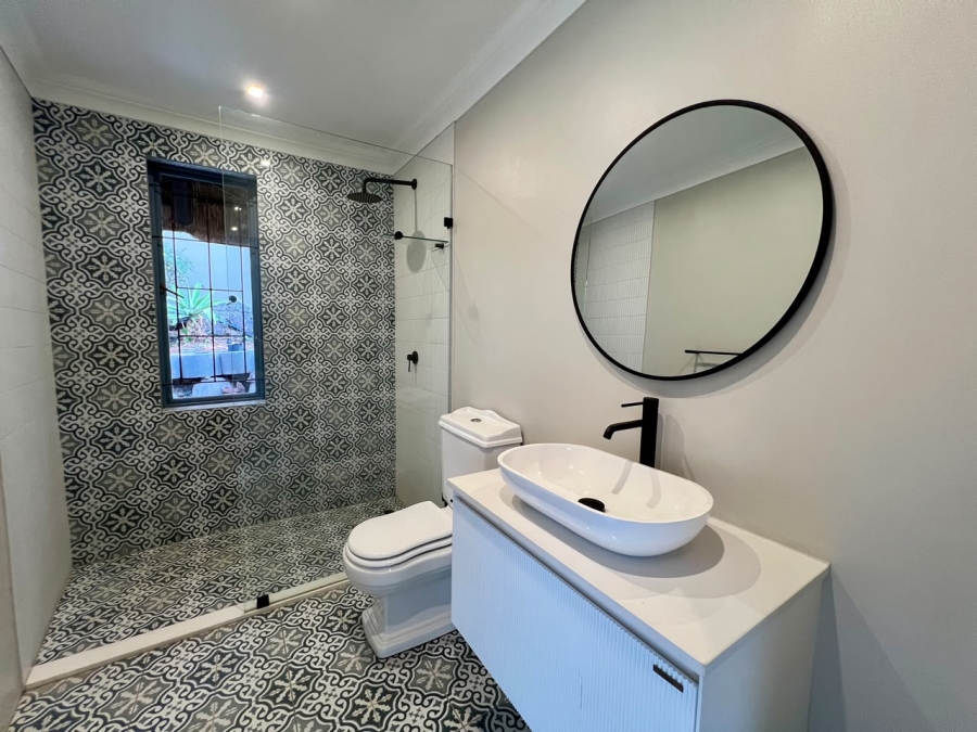 5 Bedroom Property for Sale in Waterkloof Gauteng