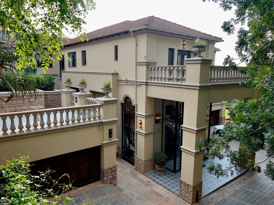 5 Bedroom Property for Sale in Waterkloof Gauteng