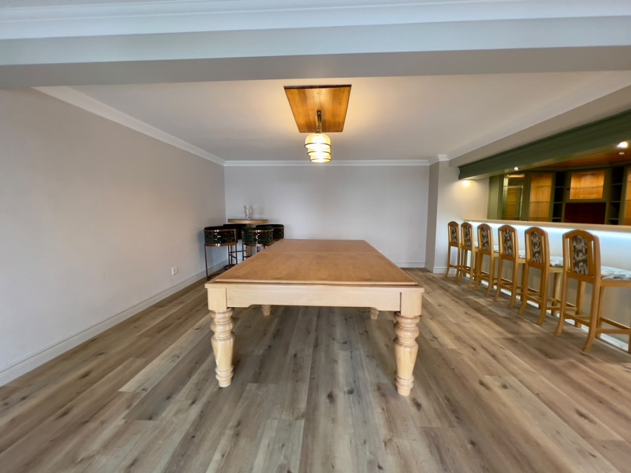 5 Bedroom Property for Sale in Waterkloof Gauteng