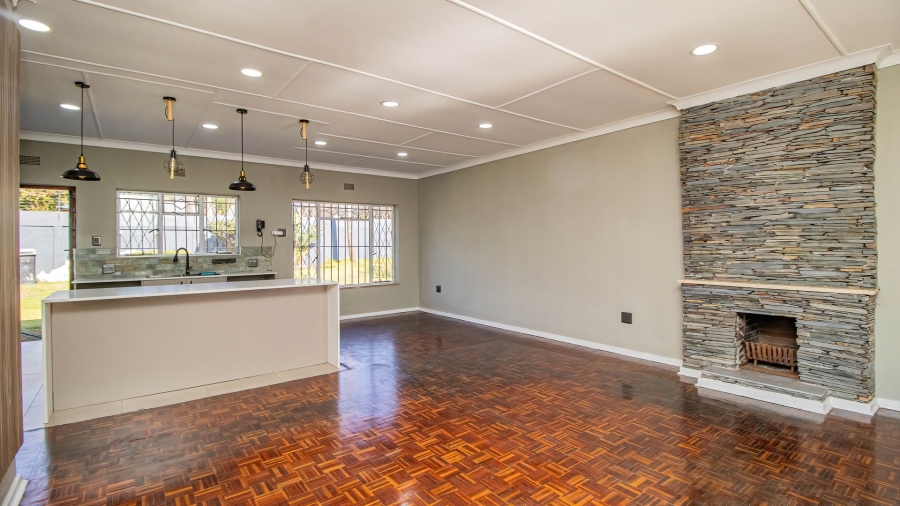 4 Bedroom Property for Sale in Edenvale Central Gauteng