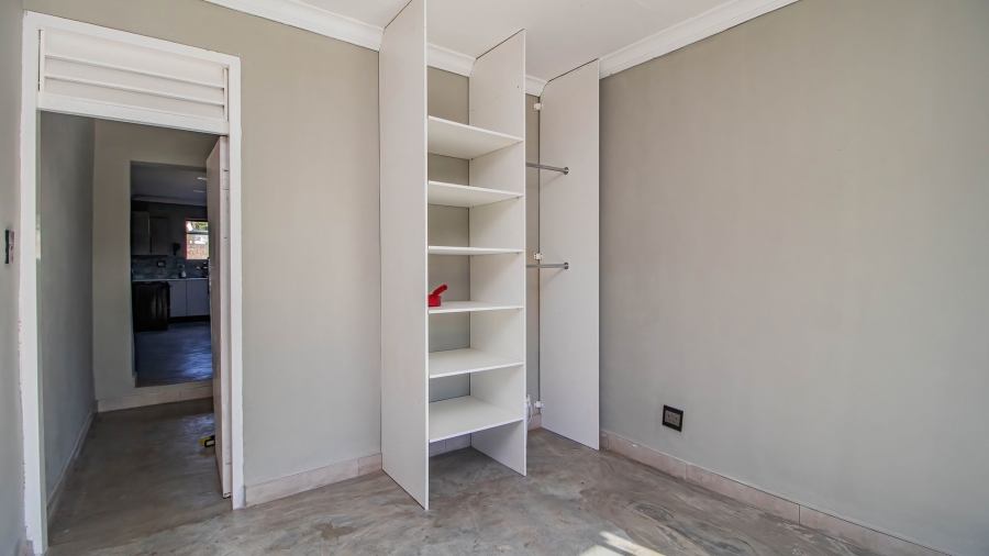 4 Bedroom Property for Sale in Edenvale Central Gauteng