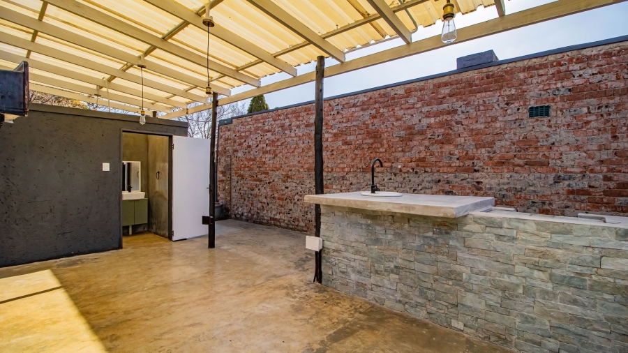4 Bedroom Property for Sale in Edenvale Central Gauteng