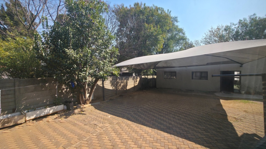 4 Bedroom Property for Sale in Brackenhurst Gauteng