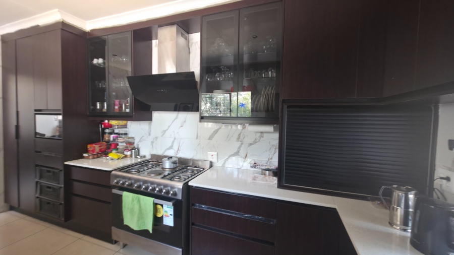 4 Bedroom Property for Sale in Brackenhurst Gauteng