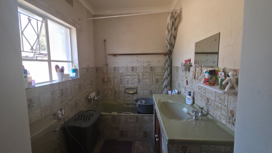 4 Bedroom Property for Sale in Brackenhurst Gauteng