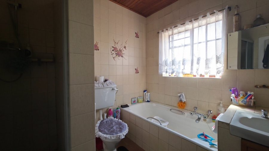 3 Bedroom Property for Sale in The Hill Gauteng