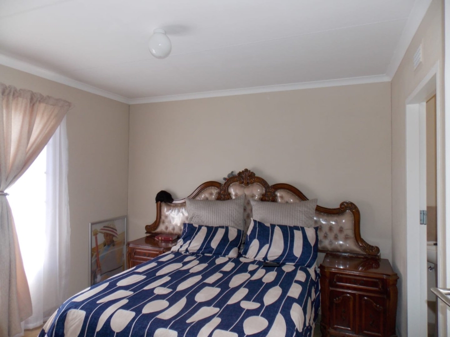 3 Bedroom Property for Sale in Sky City Gauteng