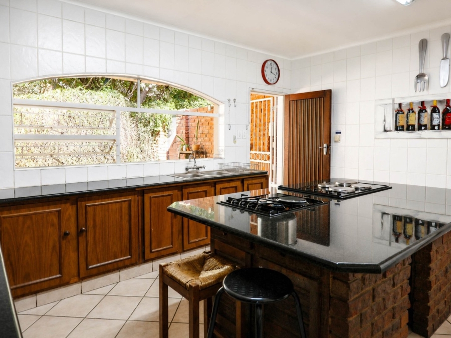 5 Bedroom Property for Sale in Eldoraigne Gauteng