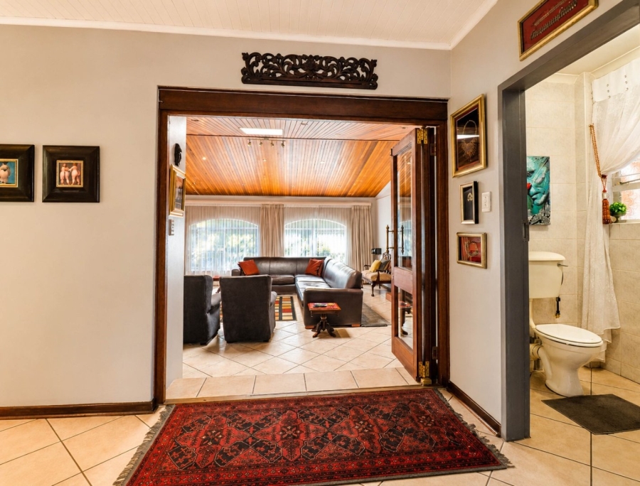 5 Bedroom Property for Sale in Eldoraigne Gauteng