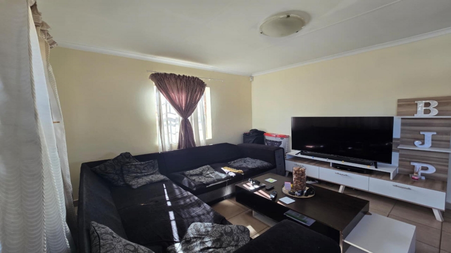 3 Bedroom Property for Sale in Thatch Hill Estate Gauteng