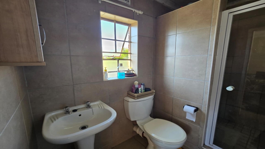 3 Bedroom Property for Sale in Thatch Hill Estate Gauteng