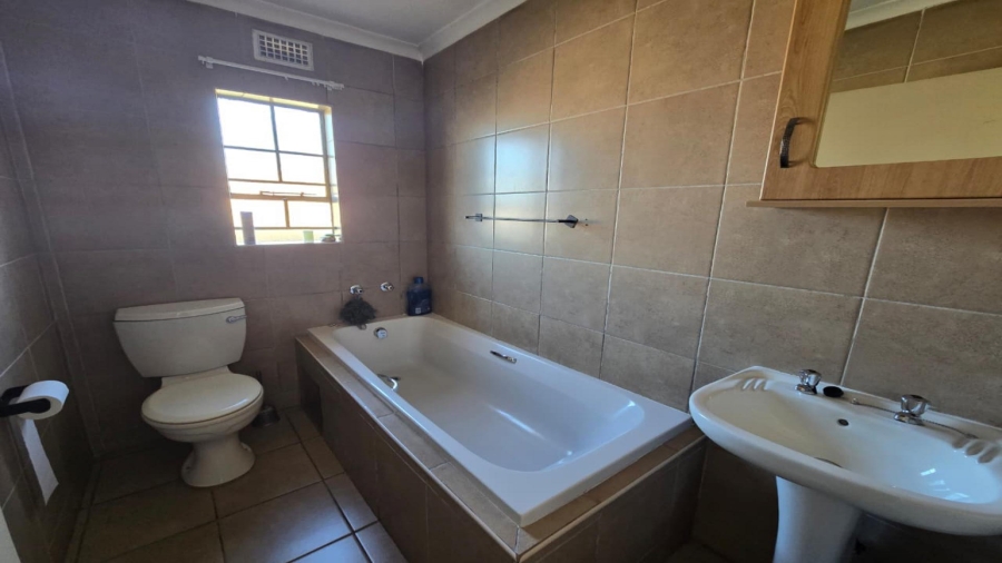 3 Bedroom Property for Sale in Thatch Hill Estate Gauteng