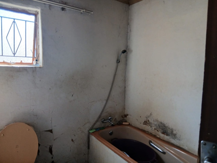 2 Bedroom Property for Sale in Katlehong South Gauteng