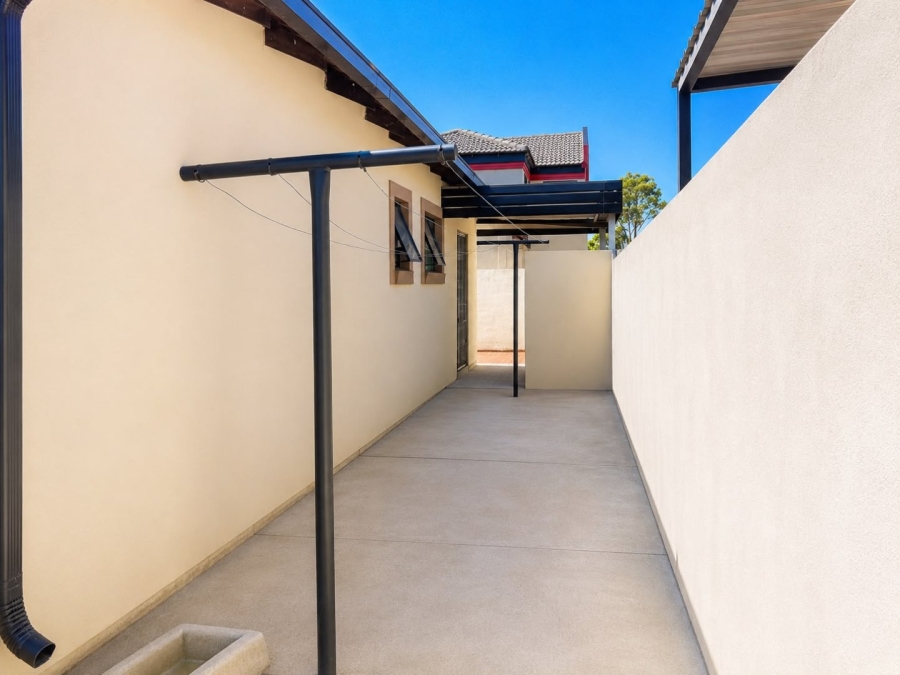 2 Bedroom Property for Sale in Amandasig Gauteng