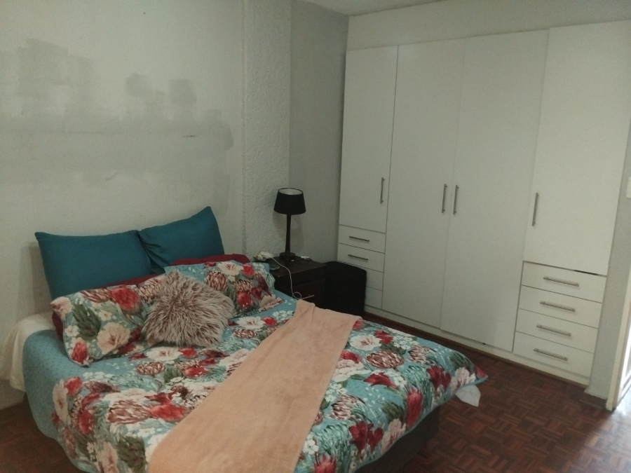 2 Bedroom Property for Sale in Symhurst Gauteng